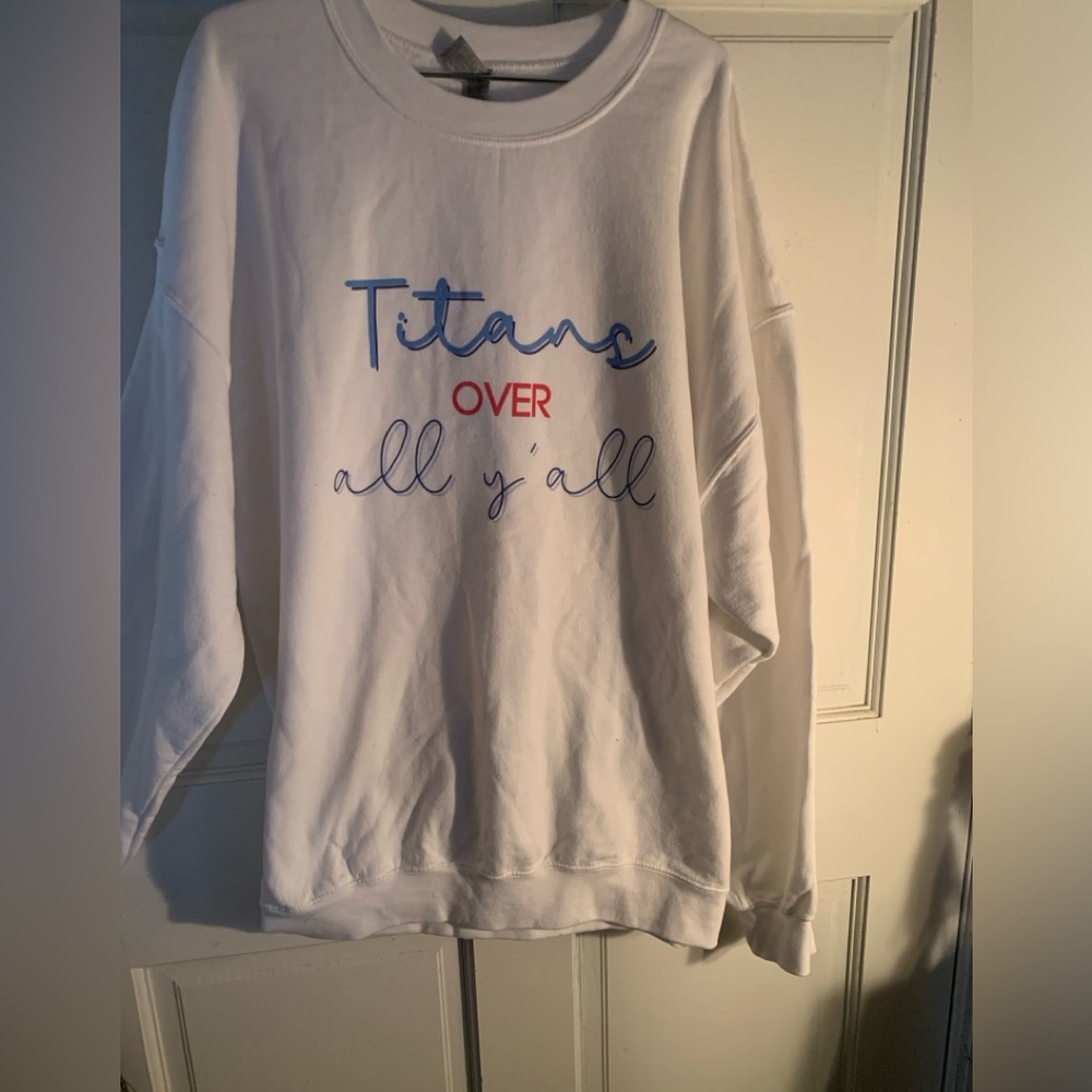Titans pullover